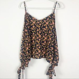 🚨Sage | Navy Floral Batwing Top